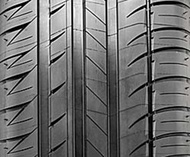 auto asymetric tread pattern380x460 tyre