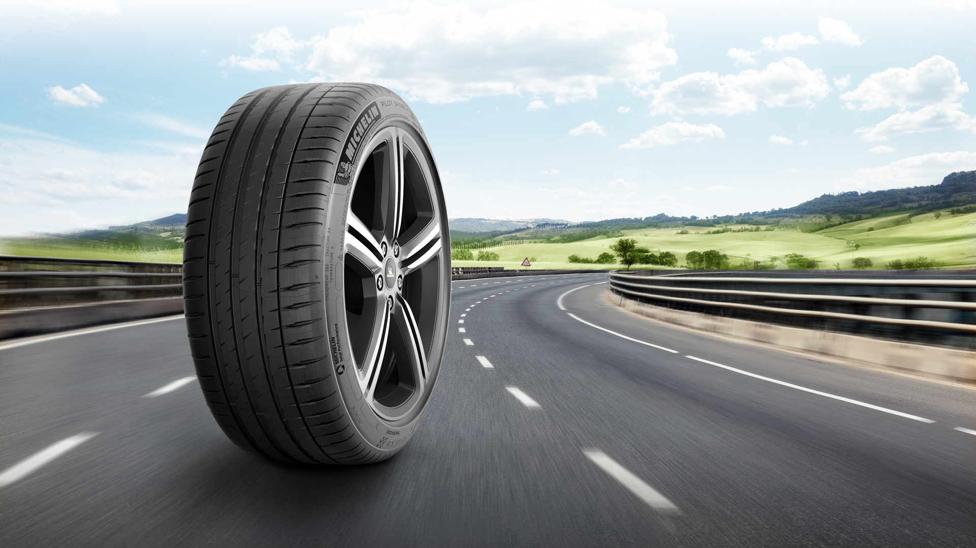 MICHELIN PILOT SPORT 4 - Car Tyre | MICHELIN India Official Website